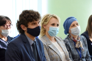 17 февраля 2022 г. на базе Сосновской школы состоялся круглый стол с министром науки и высшего образования Кузбасса Ириной Александровной Ганиевой.