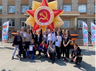 Победители в легкоатлетической  эстафете, посвященной  Дню Победы в Великой Отечественной войне