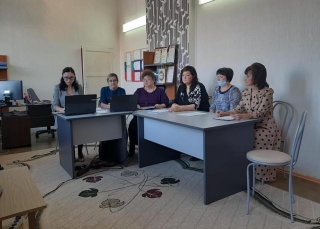 1 декабря 2021года на базе МАДОУ «Детский сад №1 «Ласточка» г.Гурьевска  был проведён семинар на тему «Экологический проект – форма социального партнерства» 